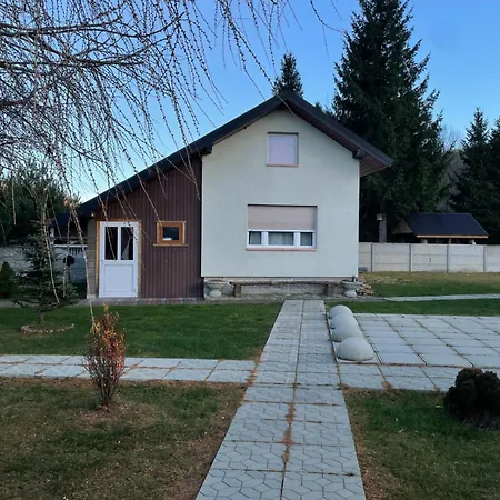 дідова хата Novyi Mizun'